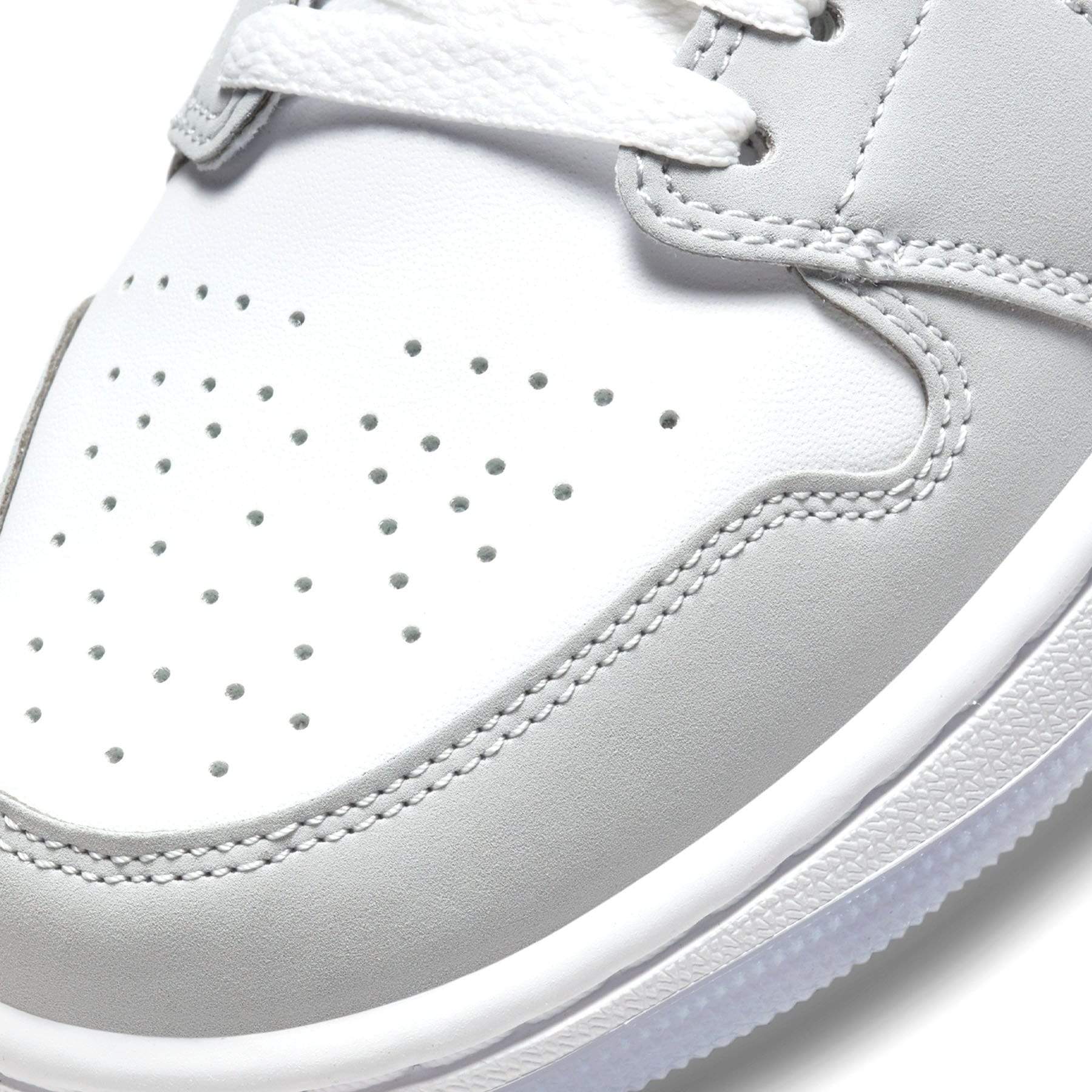 Jordans grey on sale and blue