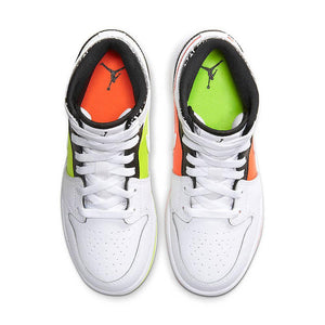 Nike composition hotsell book shoes