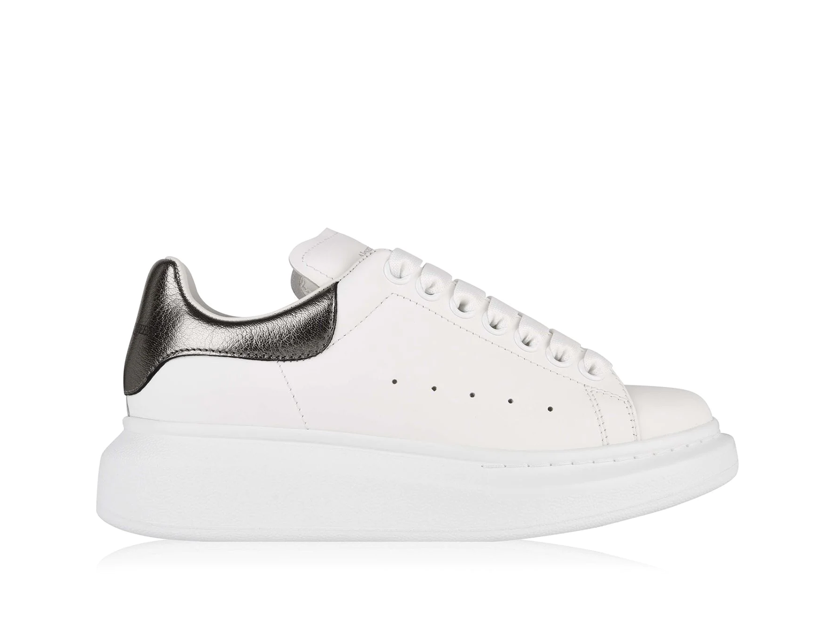 Double Boxed  419.99 Alexander McQueen Oversized White Pearl Women's Double Boxed