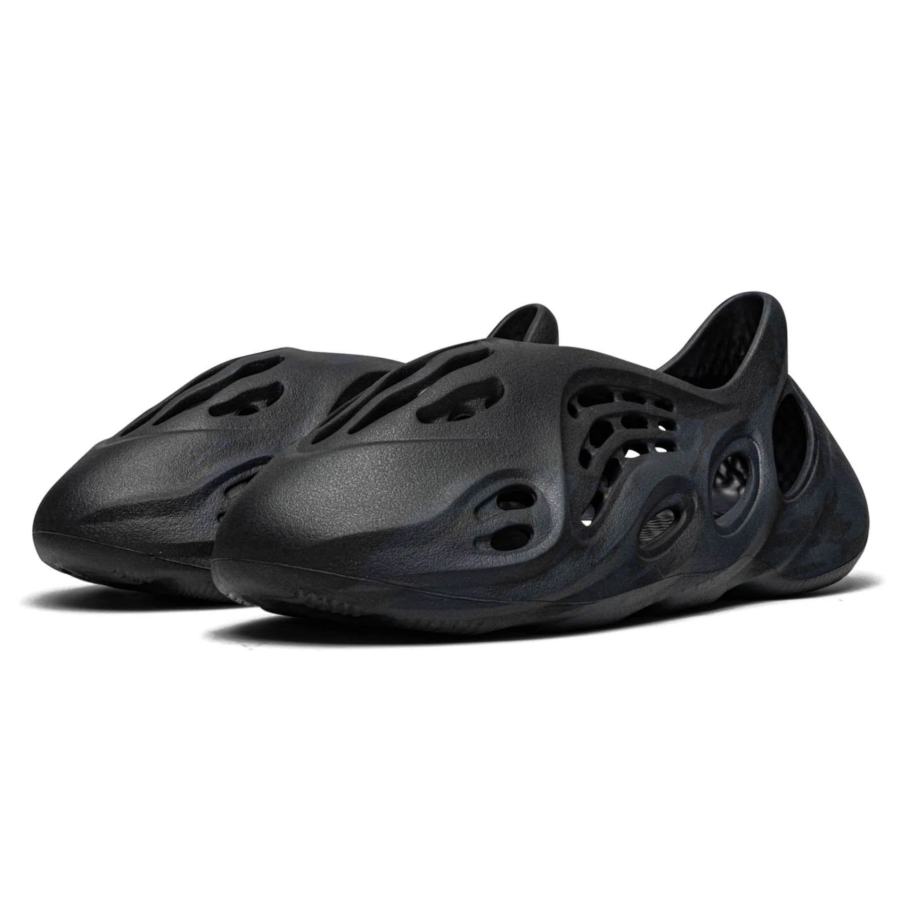 Adidas yeezy store material uk